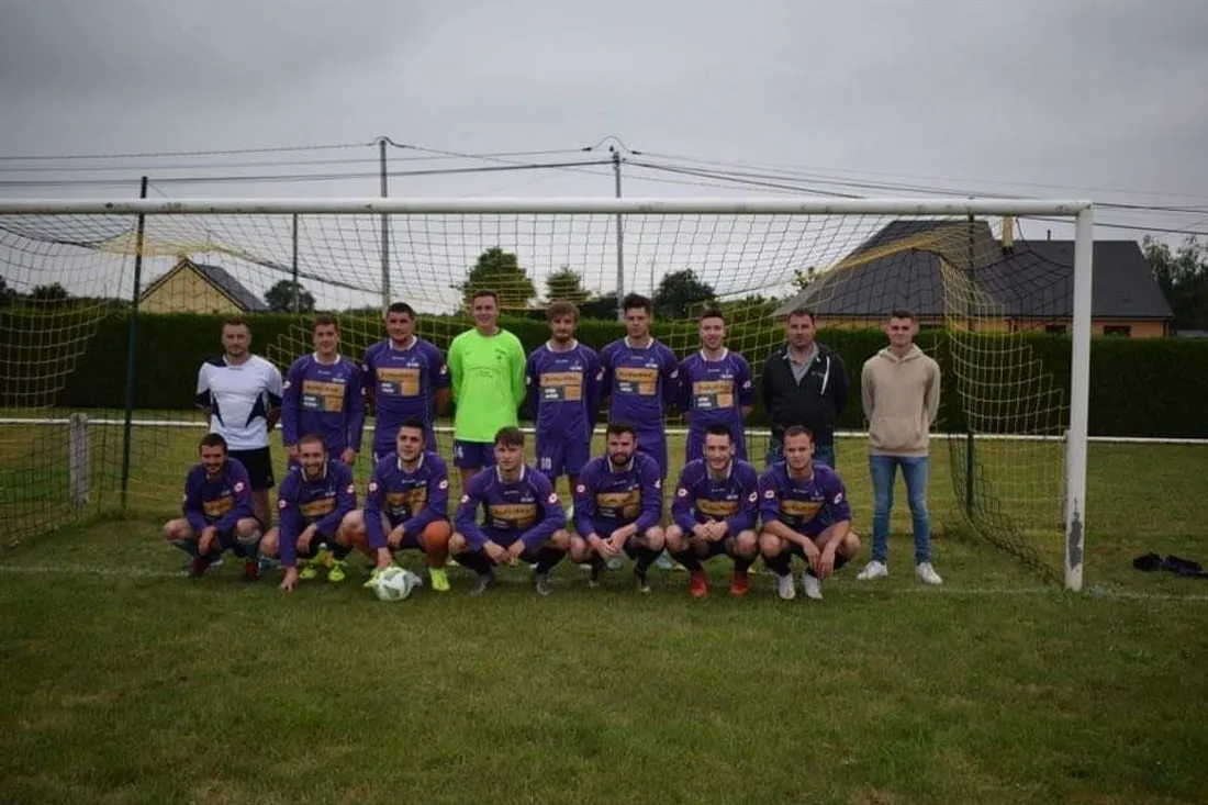 Equipe de Placé FC_18 06 21_Paul Letissier